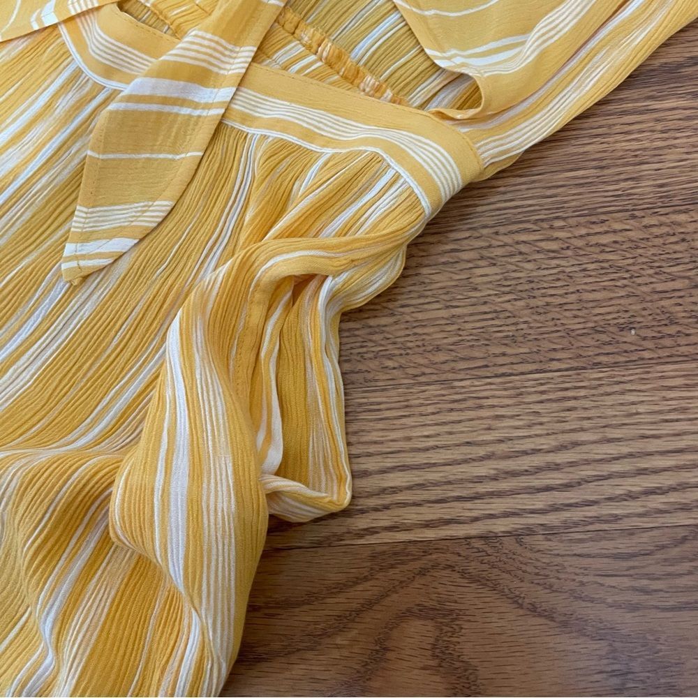 Patrons of Peace Split Knot Cut-out Front Jumpsuit Yellow & White Stripe Sz-M - Picture 4 of 8
